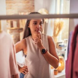 Montagem de looks, dia da mulher, marca pessoal